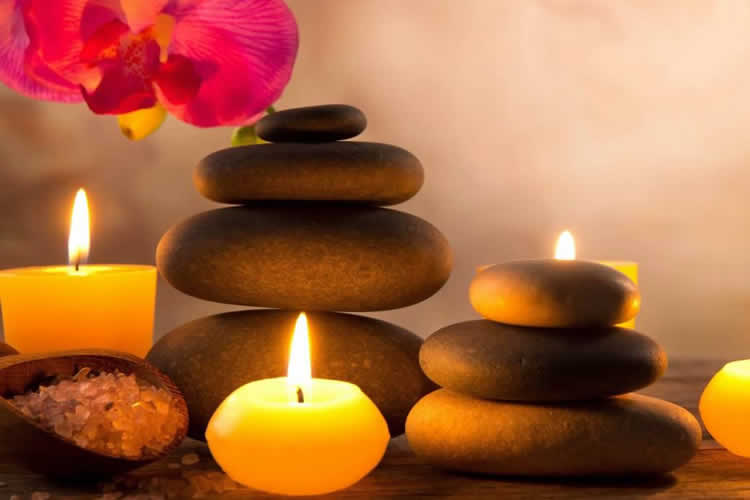 தொட்டால் நோய் விலகும் - ரெய்கி